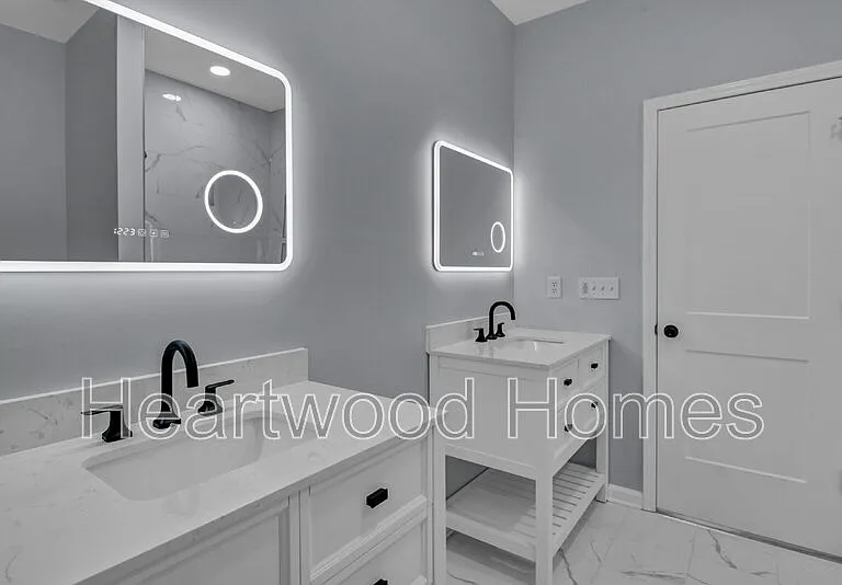 32 Roberson St — Photo 27