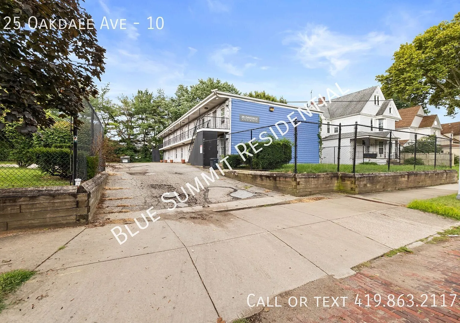 Oakdale Apartments — Photo 1