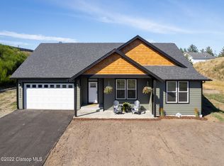 89362 Arrowhead Rd, Warrenton, OR 97146