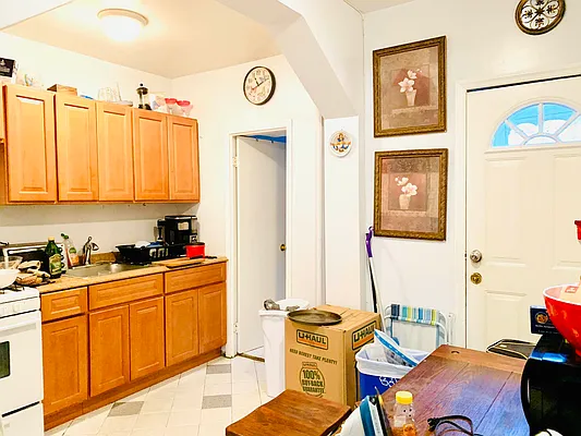 Rented by Blue Egg Realty Corp | media 3