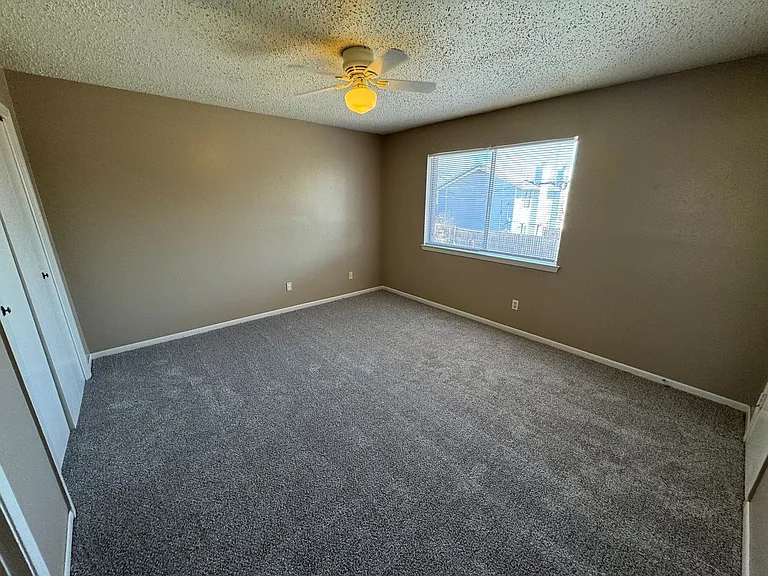 2202 Hunt Dr — Photo 22