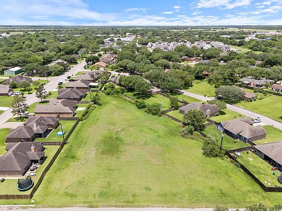 2nd image of 4520 Rattan Ave