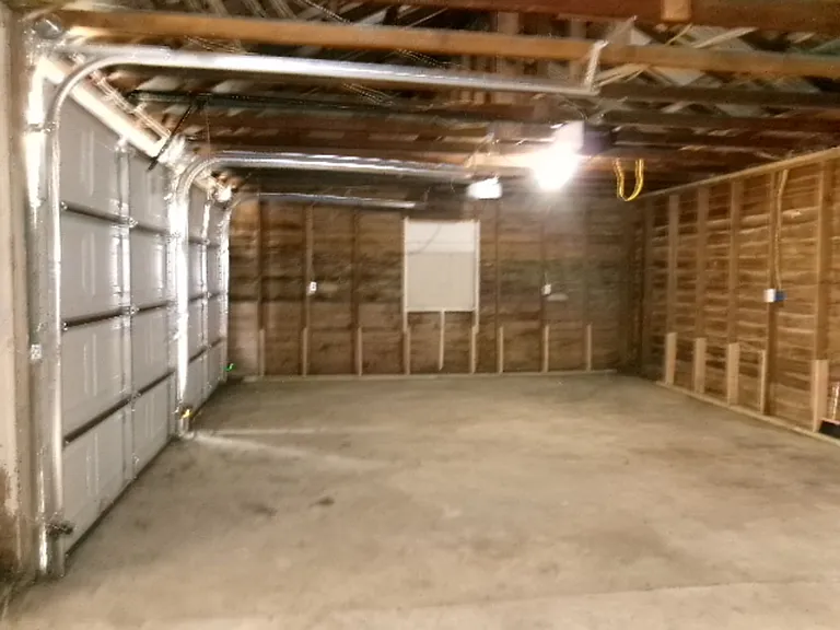 1408 W Main St — Photo 26
