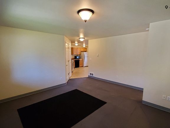 5th image of 2113 N Yellowstone St Unit B