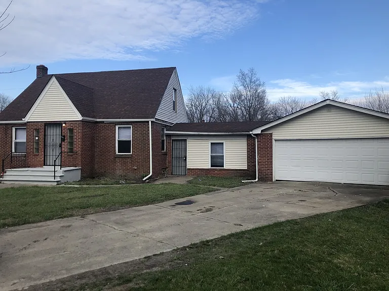 4449 Vermont Ct — Photo 1