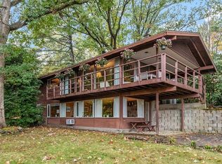 20 Loring Rd, Lexington, MA 02421