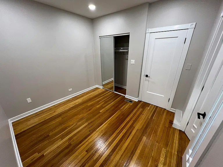 Upper Level Bedroom 1