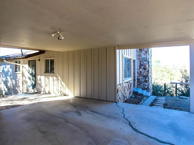 550 Eastwood Pl — Photo 20