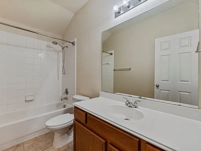 11962 Henderson Dr — Photo 25