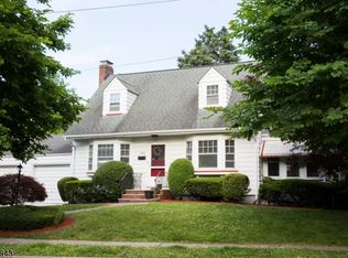208 Ridge Rd, Nutley, NJ 07110