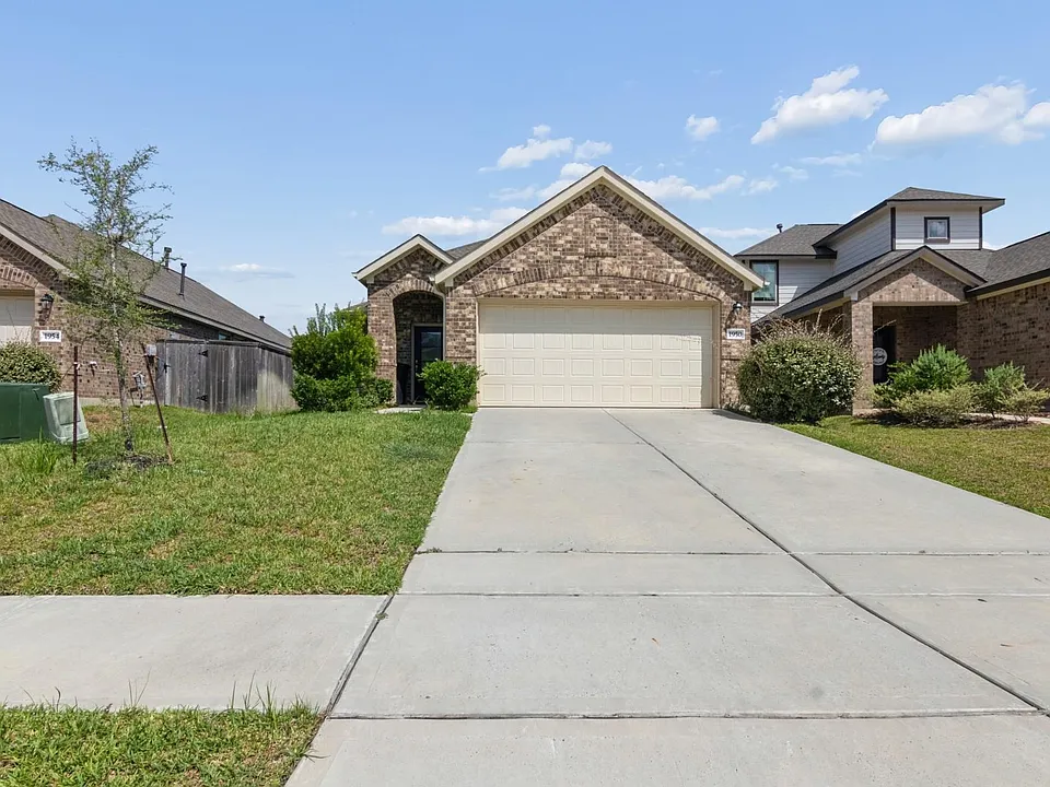 1950 Barrett Gables Dr