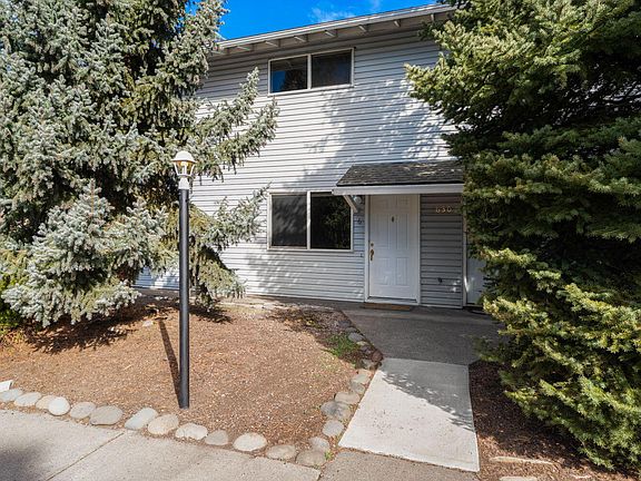 2nd image of 1630 SE Tempest Dr Unit 6