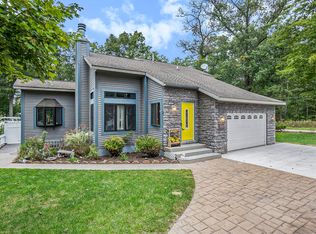 10 W Kenwood Rd, Twin Lake, MI 49457
