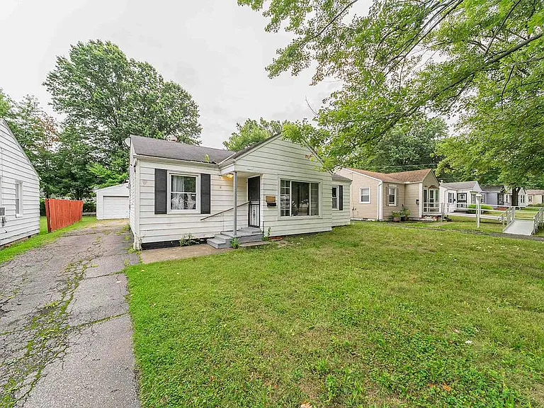 2533 Greenvale Rd — Photo 9