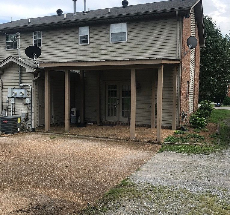 2nd image of 1717 Monument Ln #B