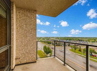 10 E Shawnee Hl SW #303, Calgary, AB T2Y0K5