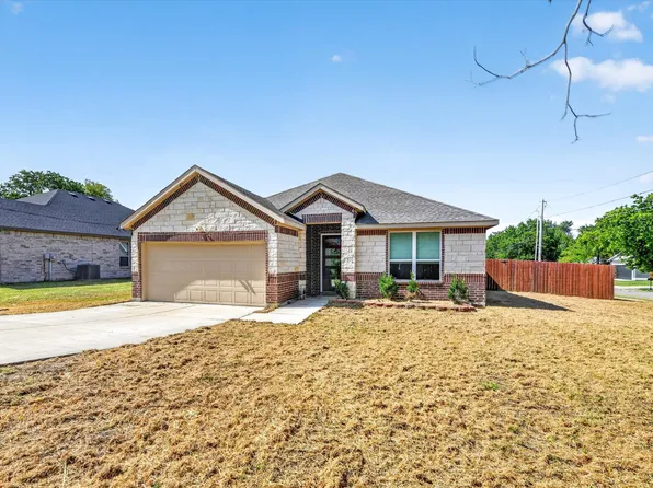 3810 McDougal St, Greenville, TX 75401