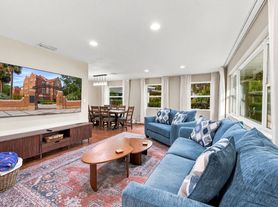 2015 NW 7th Pl, Gainesville, FL