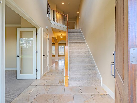 2nd image of 735 NW 24th Ave