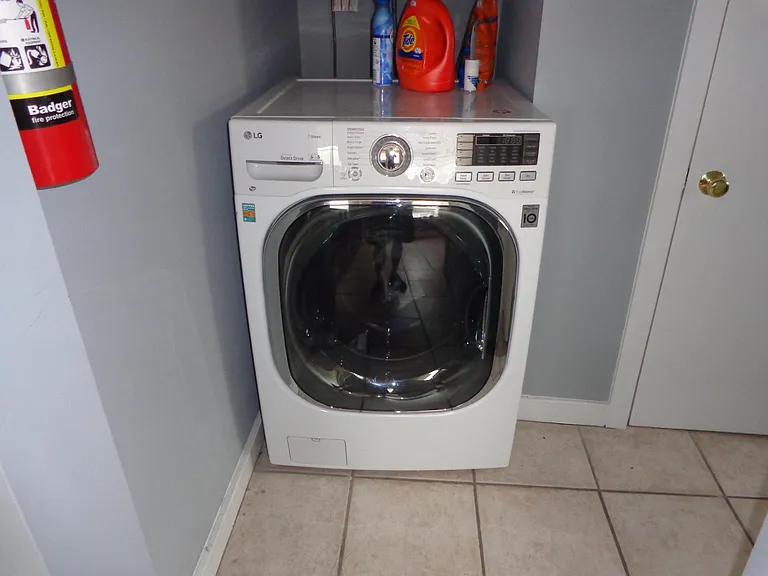 133 Green Ln #3 — Photo 17