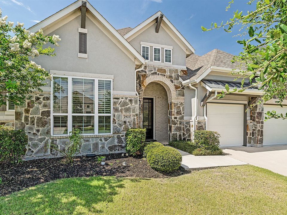 1st image of 2921 Renmuir Dr