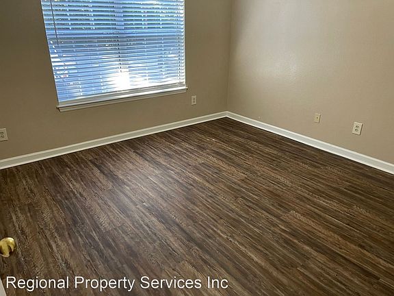 2nd image of 2719 W Tharpe St APT 30