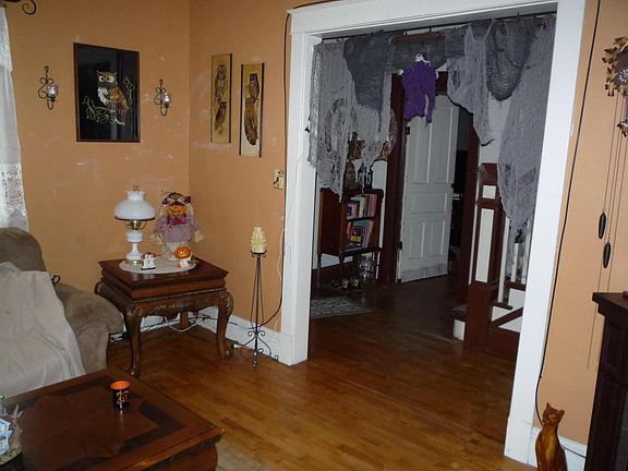3rd image of 808 E Michigan Ave
