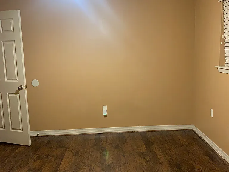 516 Susan Dr — Photo 8