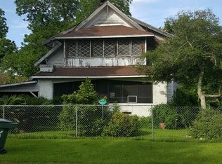 1090 Caldwell Ave, Beaumont, TX 77703