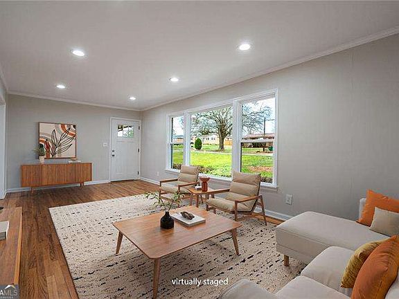 4th image of 2868 Lynda Pl