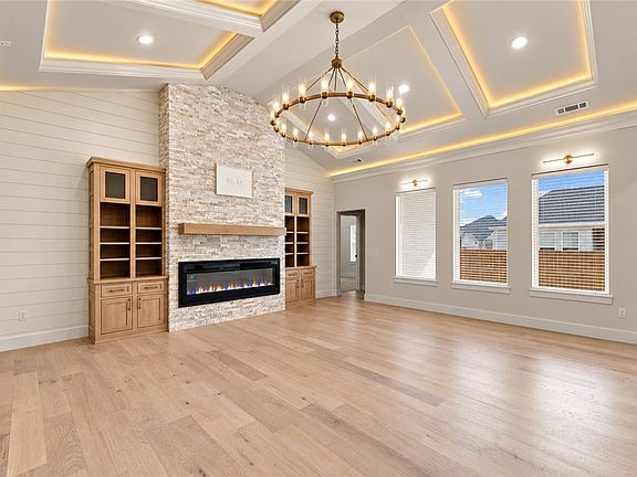 3rd image of 311 Morgan St