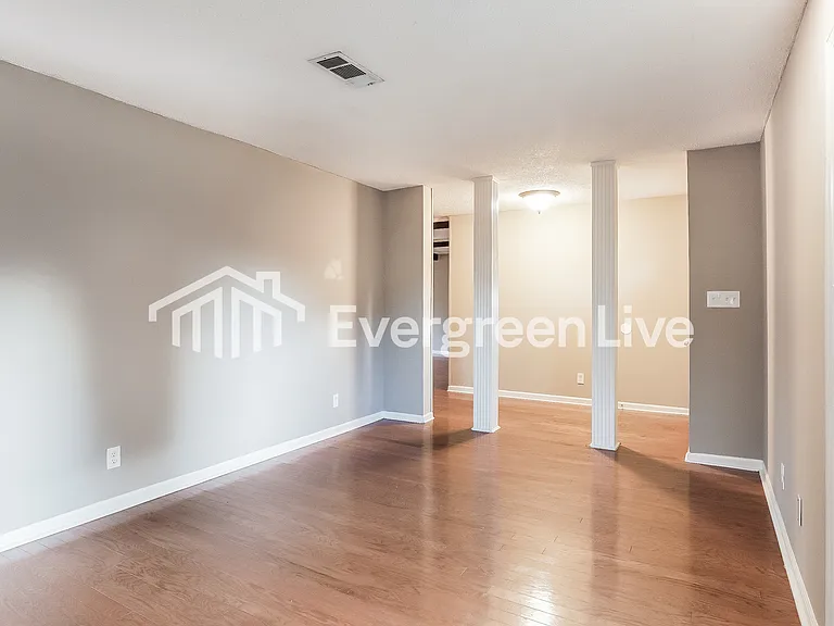746 Pinkston St — Photo 11