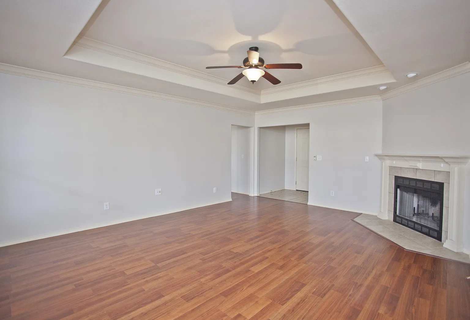 807 Sandrock — Photo 3