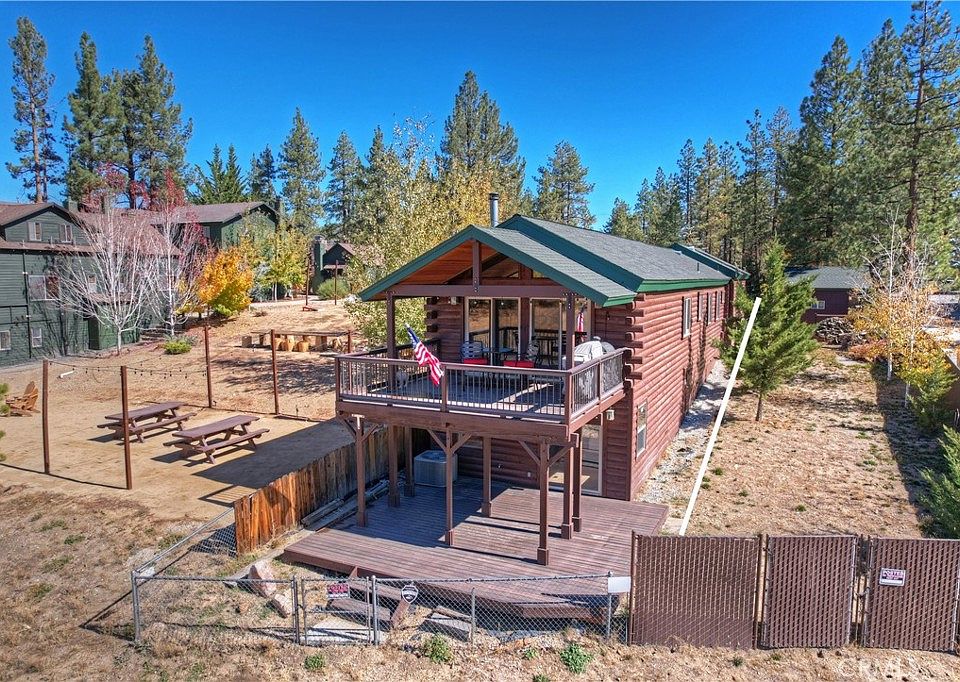 2nd image of 228 Lagunita Ln
