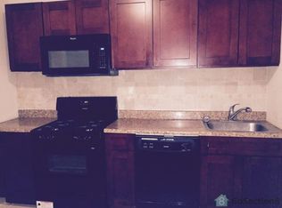 6135 Pine St, Philadelphia, PA 19143