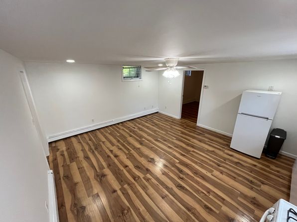 66 Prospect Rd, Centerport, NY