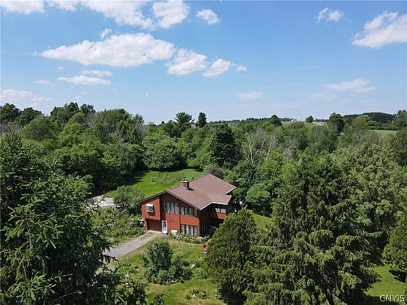 3rd image of 5251 Irish Ridge Rd