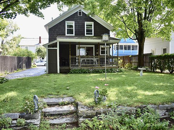 4th image of 28 Vanderheyden St