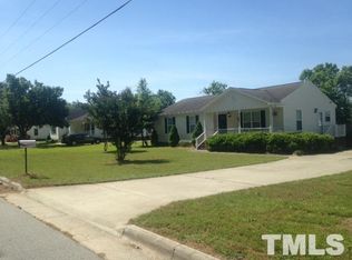 1605 Friendly Rd, Dunn, NC 28334