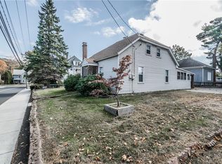 18 Woodland St, Manchester, CT 06042