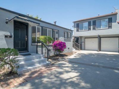 1116 Chula Vista Ave, Burlingame, CA, 94010