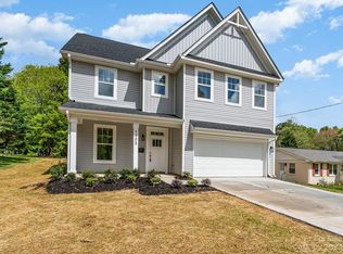 5305 Ruth Dr, Charlotte, NC 28215