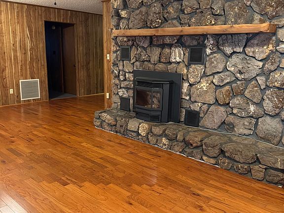 5th image of 5541 Sunshine Rd
