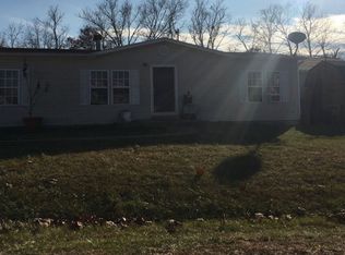 10 Monarch Ct, Winfield, MO 63389
