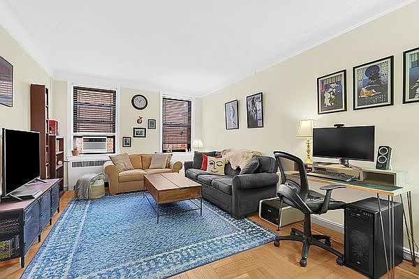 1st image of 47-55 39th Pl #E2