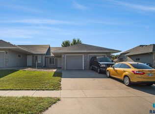 419 N 9th Ave, Brandon, SD 57005