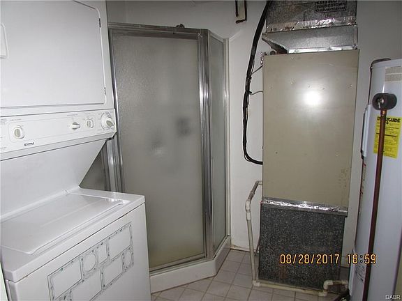 4th image of 853 Clareridge Ln