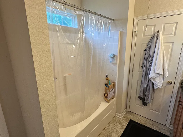 123 Travertine Cir — Photo 12
