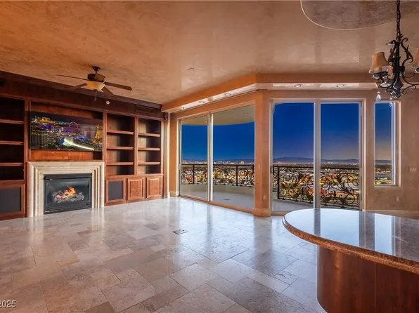 9101 Alta Dr #903, Las Vegas, NV 89144