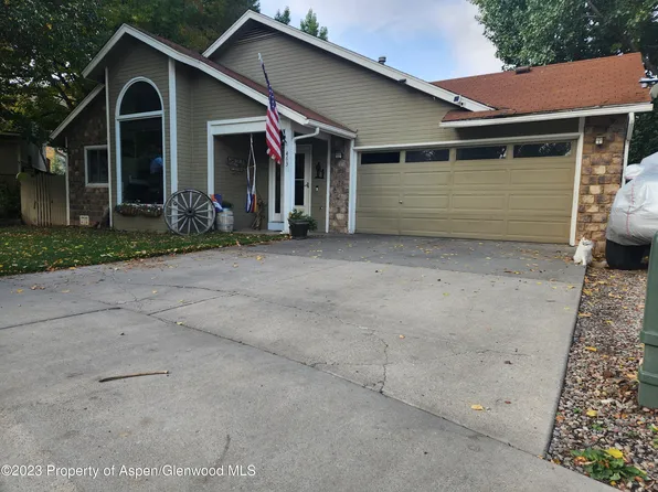 463 Palmetto Dr, New Castle, CO 81647